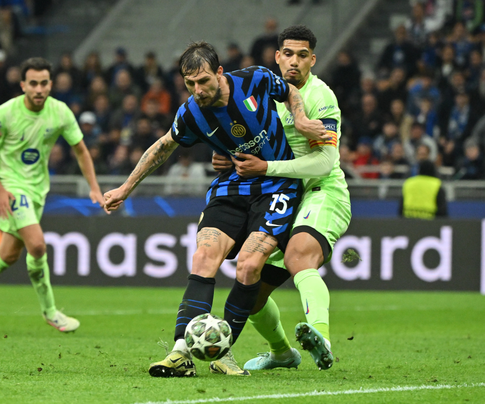 拜仁vs柏林联合：凯恩搭档奥利塞，迪亚斯、卡尔、基米希出战