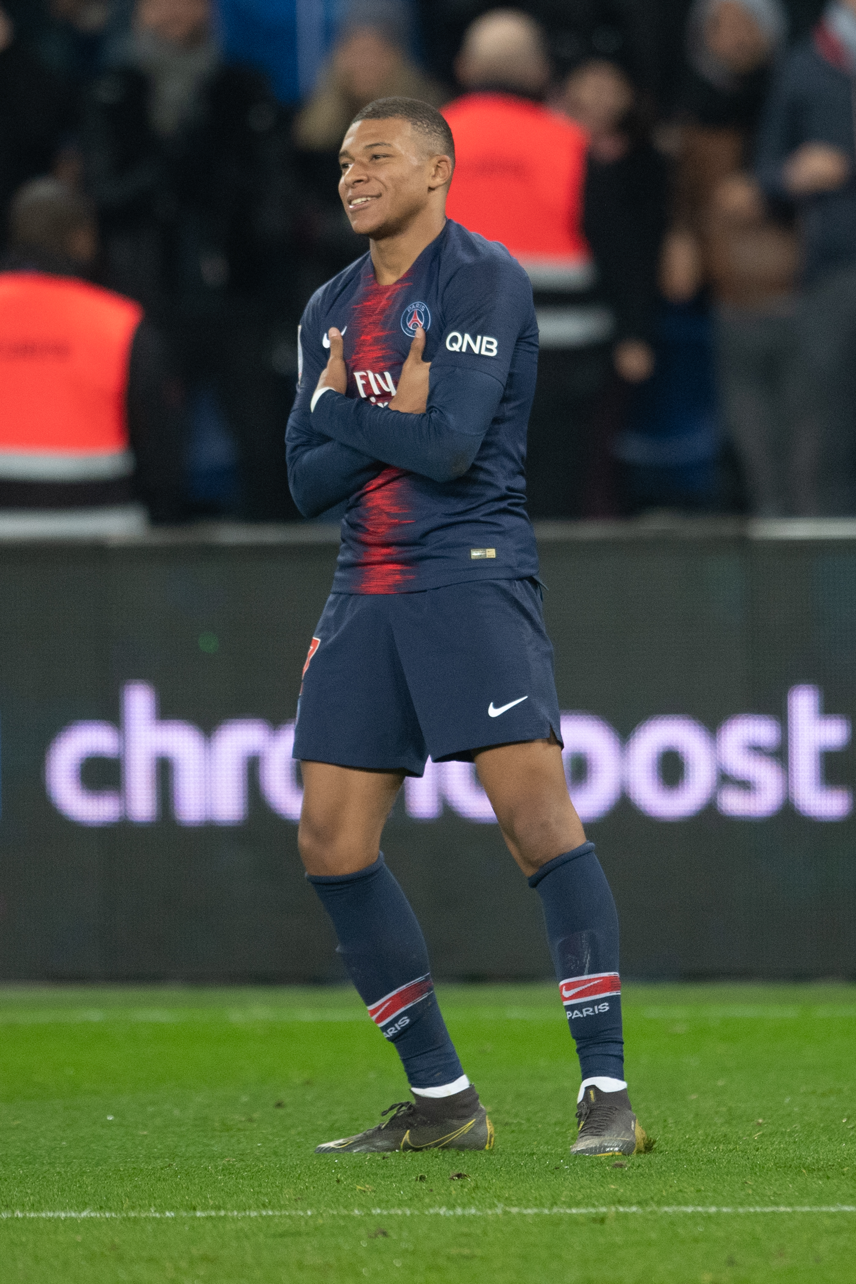 利物浦全力留住科纳特，格伊可能被取代，科纳特状态下滑，但球队仍视其为关键球员。